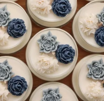 Trois — Flores y Bouquets